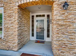 202 Whitehaven Cir, Highlands Ranch, CO 80129