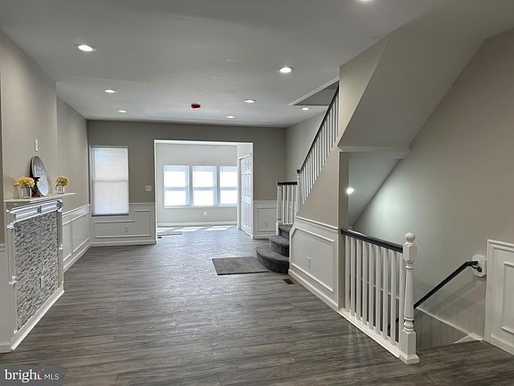 3rd image of 5457 W Montgomery Ave