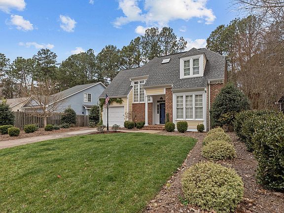 5th image of 15 Knightsbridge Ct
