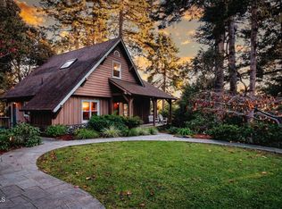 44751 Crestwood Dr, Mendocino, CA 95460