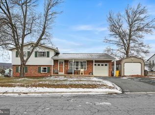 609 Hillcroft Ave, Schuylkill Haven, PA 17972