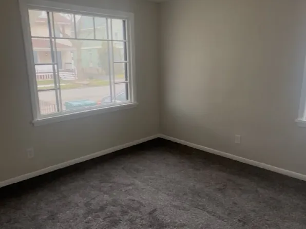 81 Newcomb St, Rochester, NY 14609