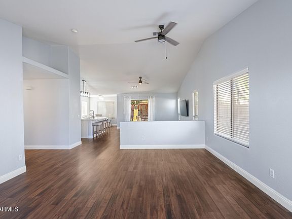 3rd image of 1422 S 230TH Avenue