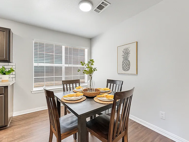 Woodhaven Villas — Photo 9