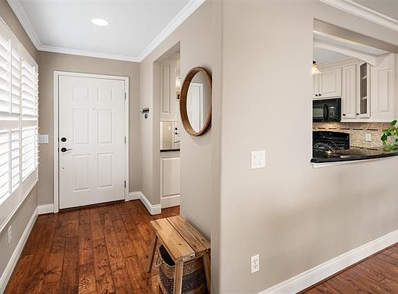 5th image of 7500 Birmingham Forest Dr