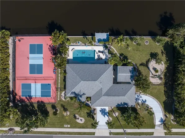 3011 Ceitus Pkwy, Cape Coral, FL 33991