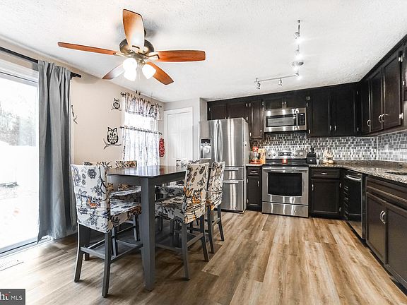 5th image of 20841 Harlequin Ln