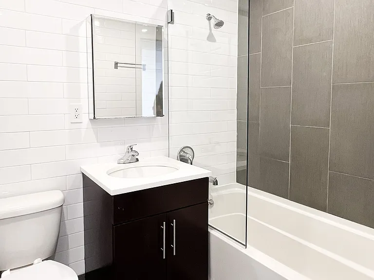 96 Steuben St #7A — Photo 7