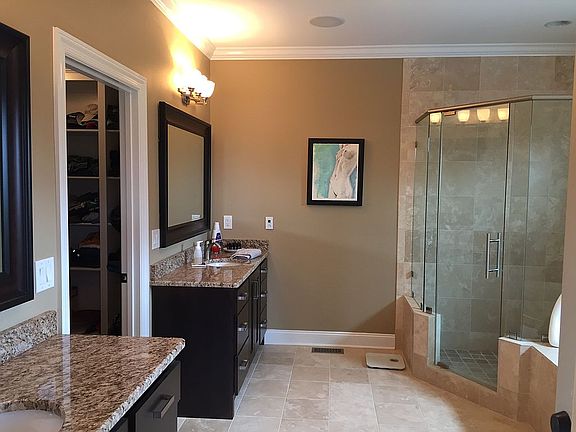Master bathroom 