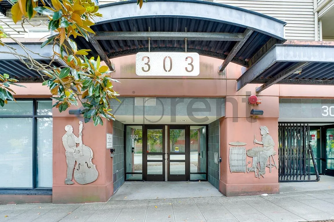 2 bed, 975 sqft, $3,300 — Photo 2