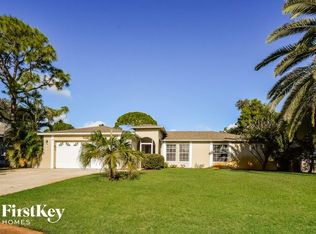 8169 Sandpiper Rd, Fort Myers, FL 33967