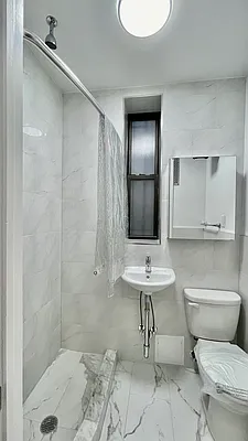 Rented by Oxford Property Group | media 19