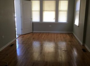 8616 S Exchange Ave, Chicago, IL 60617