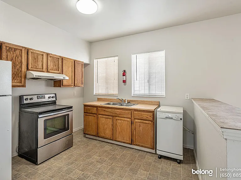1214 13th Ave — Photo 9