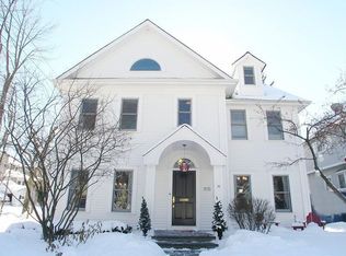 915 Elm St, Western Springs, IL