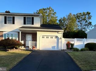 1727 Acorn Dr, Sinking Spring, PA 19608
