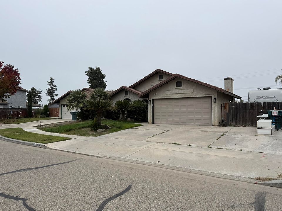 1st image of 1720 E Henshaw Avenue