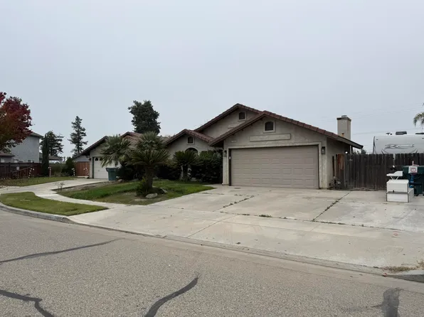 1720 E Henshaw Avenue, Tulare, CA 93274