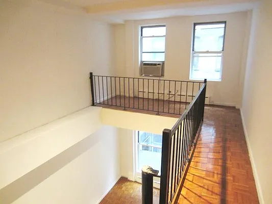 Rented by Mark David | media 36