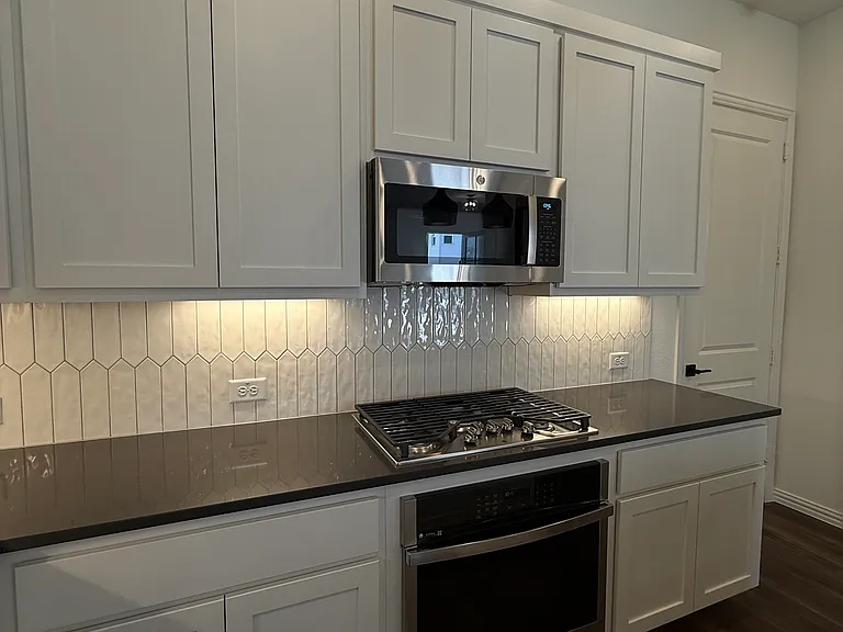 4416 Henderson Ave — Photo 10
