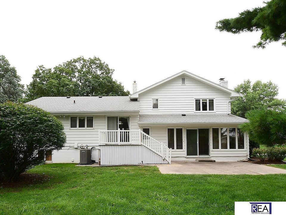 1st image of 1424 S 117th St