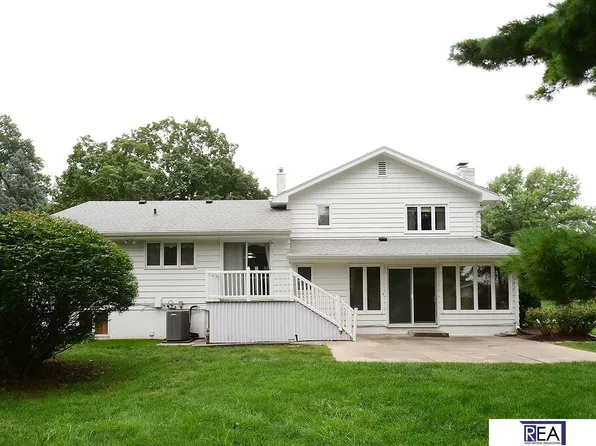 1424 S 117th St, Omaha, NE 68144