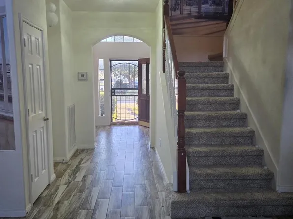 13906 Winter Rose Way, Houston, TX 77083