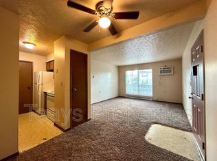 3592 Teays Valley Rd #B1, Hurricane, WV 25526