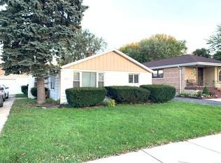 8819 S Fairfield Ave, Evergreen Park, IL