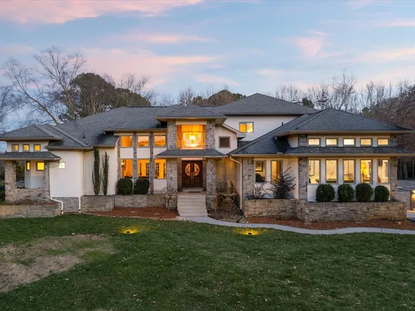 12124 Channel Point Dr, Knoxville, TN 37922
