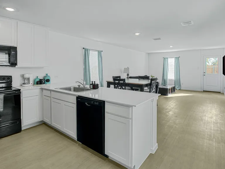 717 Sandhill Crane Ln — Photo 7