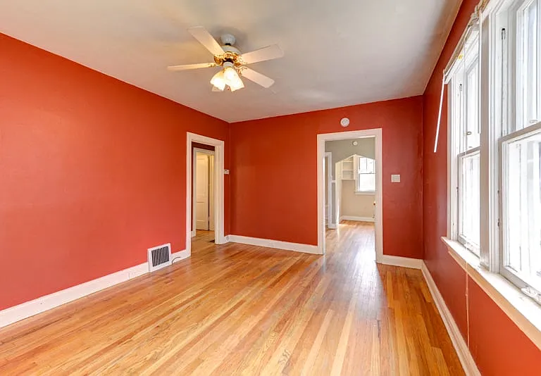 1718 S Franklin St — Photo 6