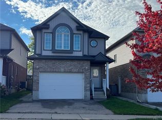 14 Iron Gate St, Kitchener, ON N2N 3R8
