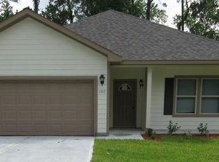1402 Red Fox Dr, Crosby, TX 77532