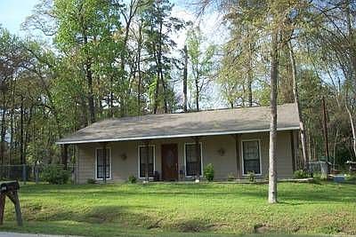 1st image of 521 Northwoods Dr