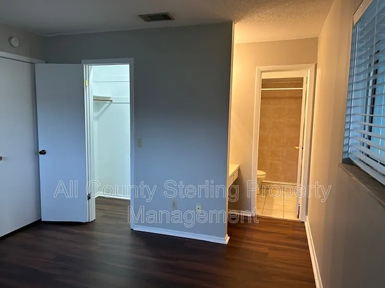 923 Bryan Ct — Photo 8