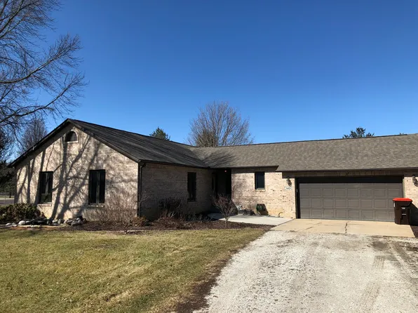 1401 NW Windermere Dr, Tremont, IL 61568