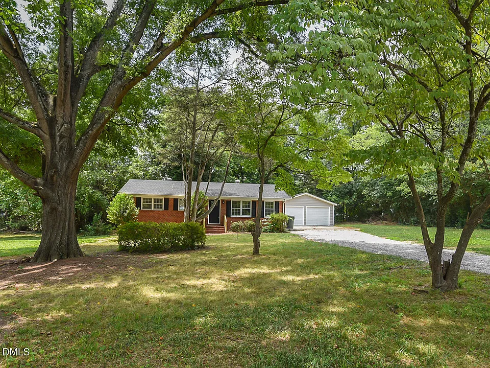 3809 Boddie Dr