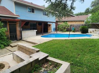 4931 Timber Ct, San Antonio, TX 78250