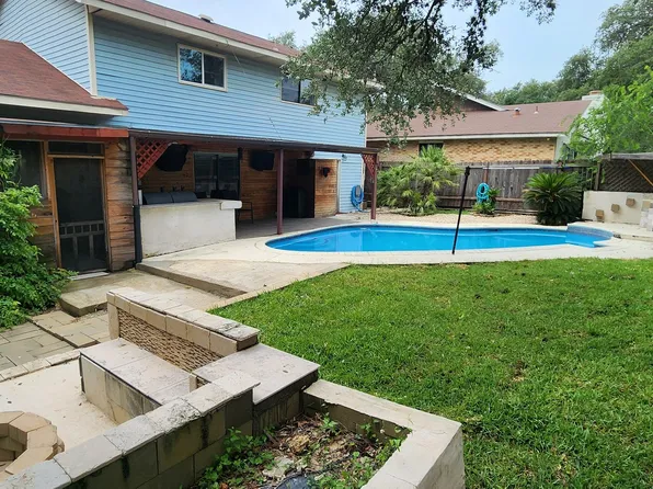 4931 Timber Ct, San Antonio, TX 78250