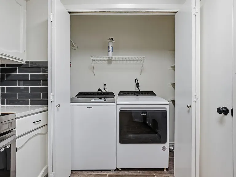 14230 Montaigne Dr — Photo 8