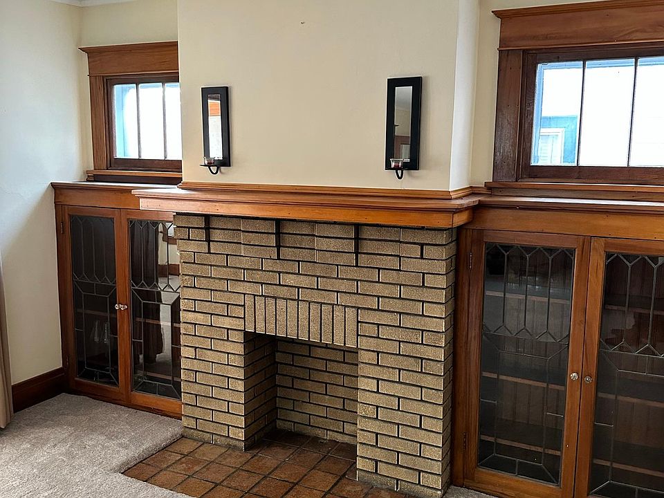 1st image of 301 Highgate Ave Floor 1