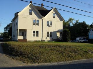 7 Maxson St, Ashaway, RI 02804