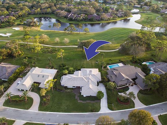 Fabulous Lake and Golf Views