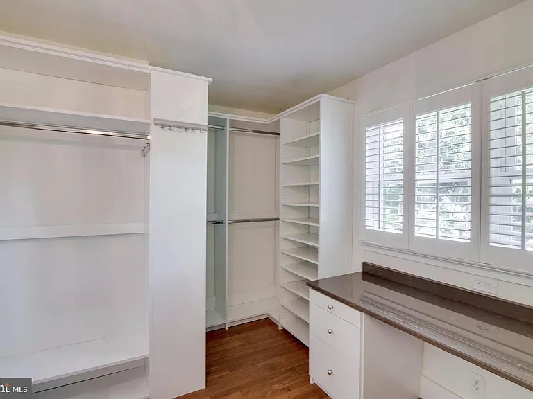 1415 Mayflower Dr — Photo 14