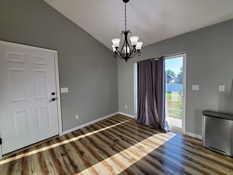 648 S Holladay Dr — Photo 9
