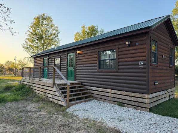 32 Lone Pine Ct, Davenport, FL 33837
