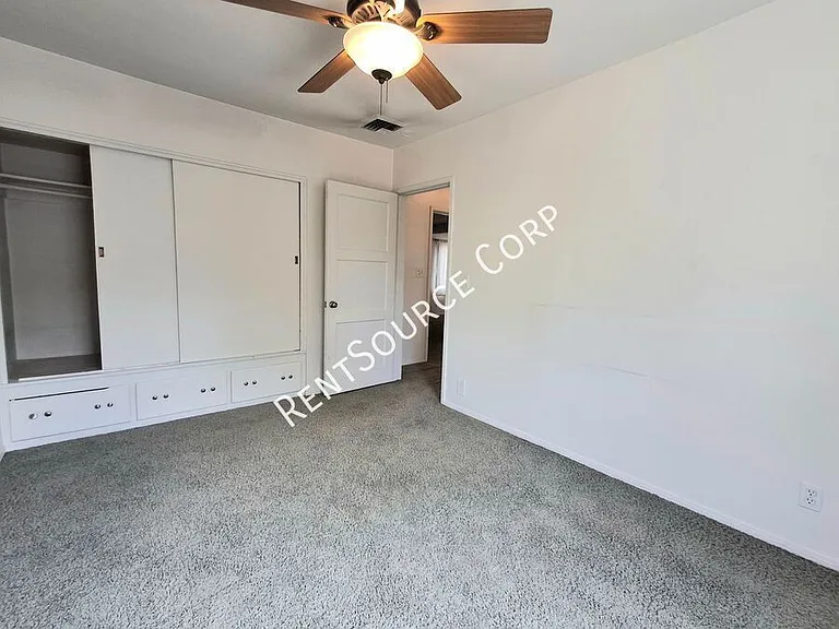 24654 Walnut St — Photo 16