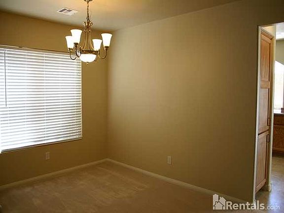 4th image of 4231 Saxton Green Ave