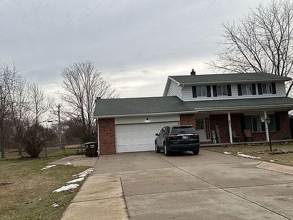 3rd image of 51 S Crestview Dr